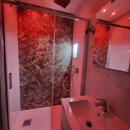 Apartmán L'Approdo Di Dante Neapol Exteriér fotografie