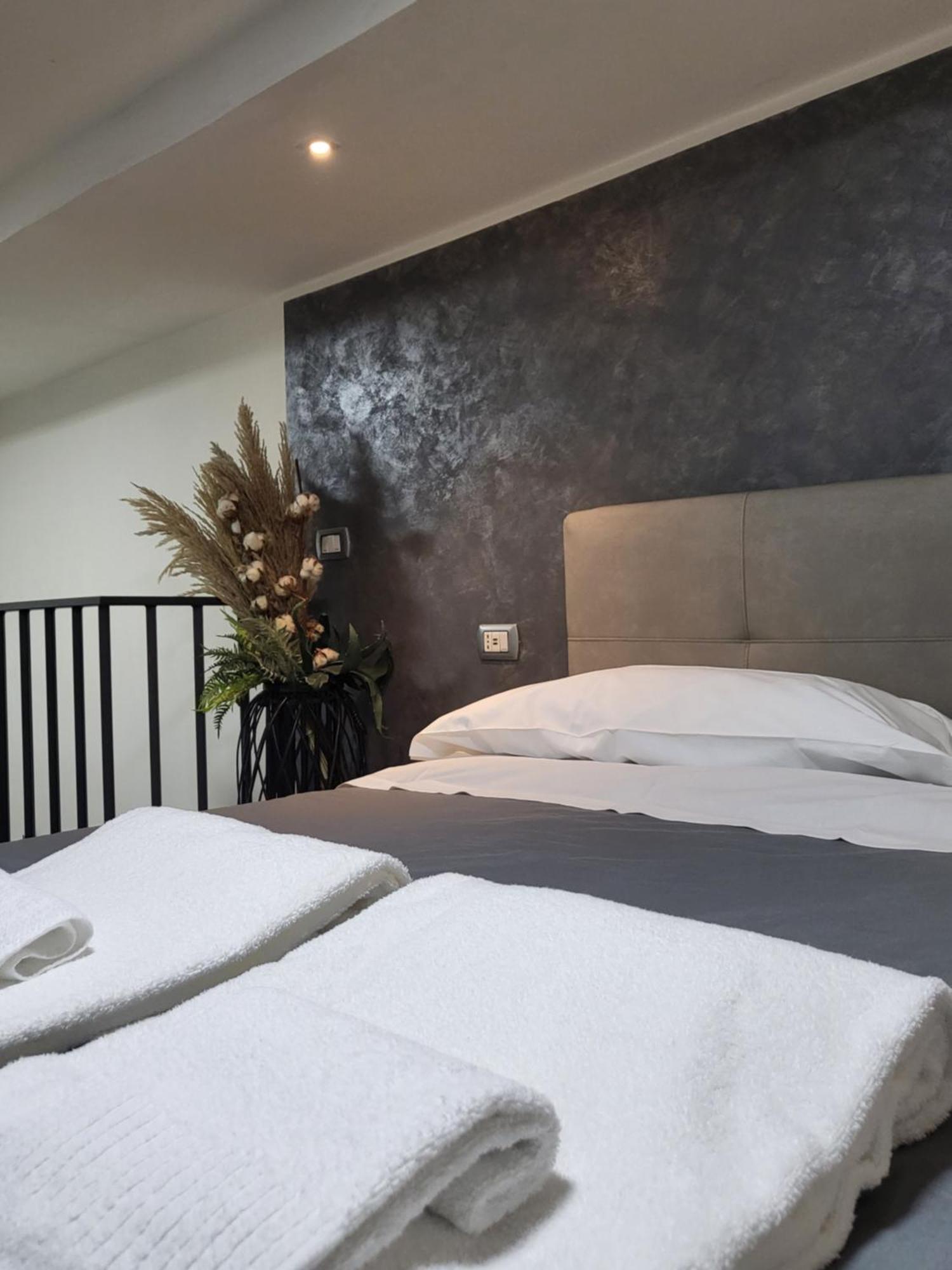 Apartmán L'Approdo Di Dante Neapol Exteriér fotografie