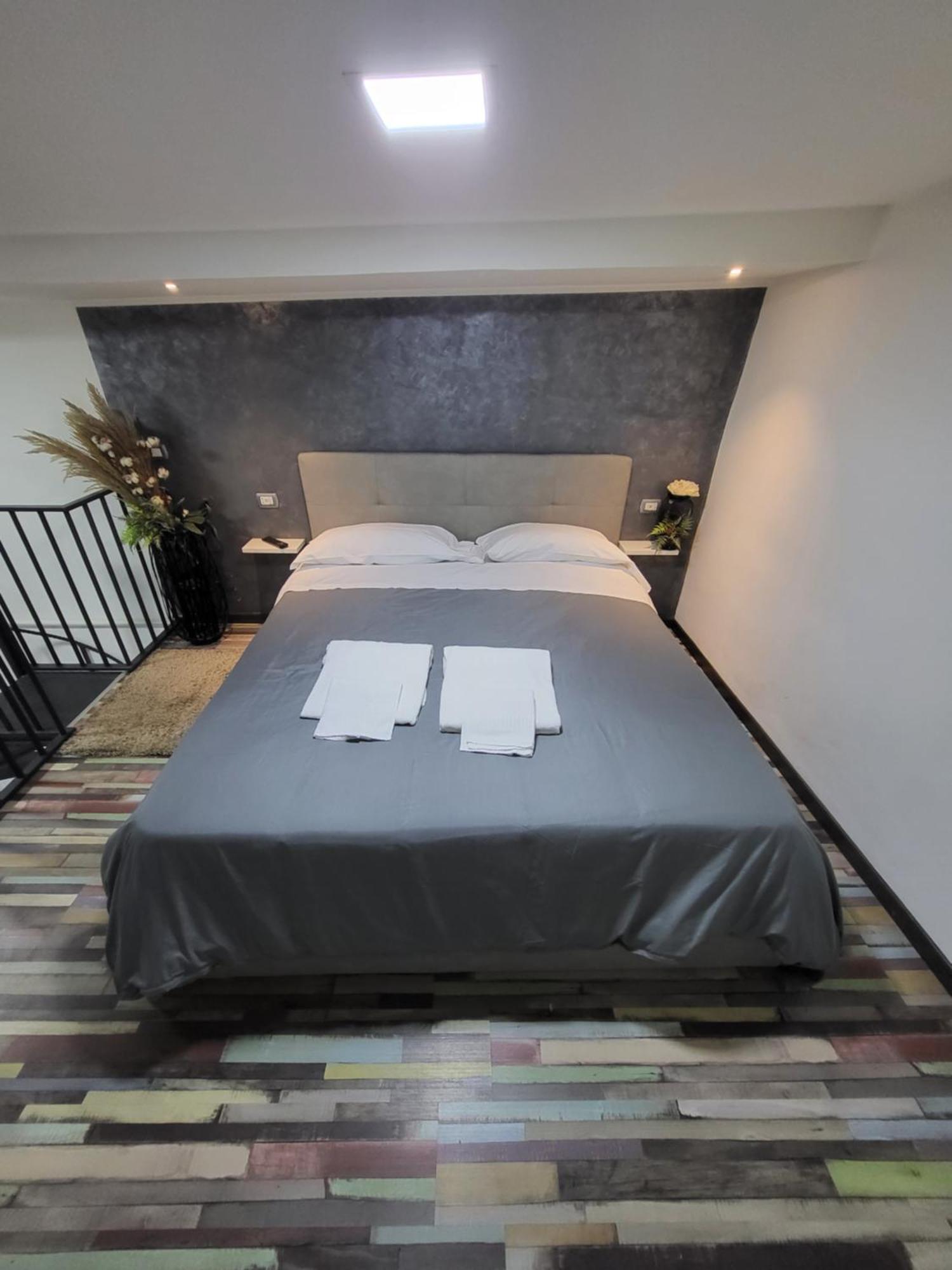 Apartmán L'Approdo Di Dante Neapol Exteriér fotografie